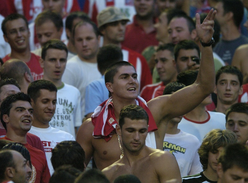 МИЛИЧИЋ ПРОЗВАО УЕФА ЗБОГ КАЗНЕ ЗВЕЗДИ: Лопови, расисти и кретенчине класичне не знају ни где је Косово...